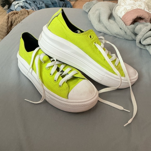 Converse Women's Neon Lime Low-Top Platform Sneakers - Picture 2 of 3